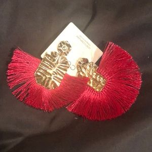 Gold/fuchsia statement earrings
